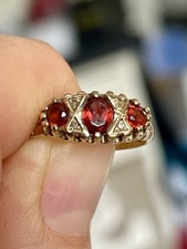 Vintage Garnet And Diamond 9K