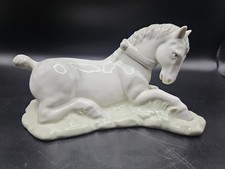 Beautiful Vintage Porcelain Horse Laying Down Ornament Figurine Made In Spain