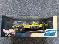 Hot wheels scale 22822 - 1/18,