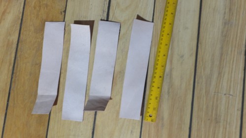 Four strips kangaroo - ),