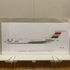 1/144  scale model airliner