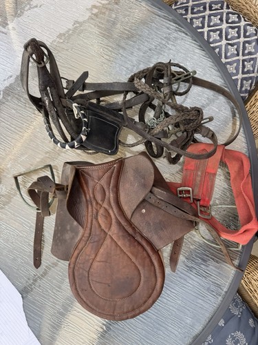 Donkey saddle child size - saddle.,