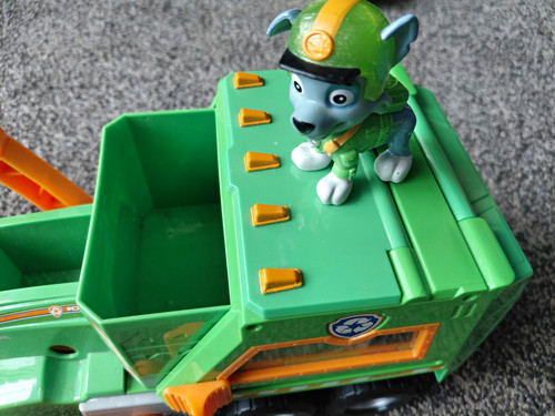 Paw patrol rocky recycling - paw,