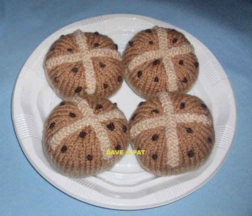 Hand knitted easter hot - easter,