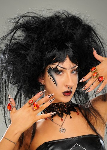 Womens gothic queen hearts - gothic,