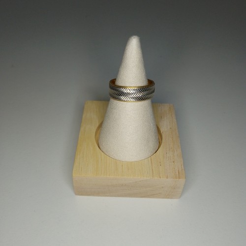 Solid 22ct gold engraved - 22ct,