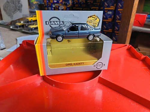 Boxed model gama - e,
