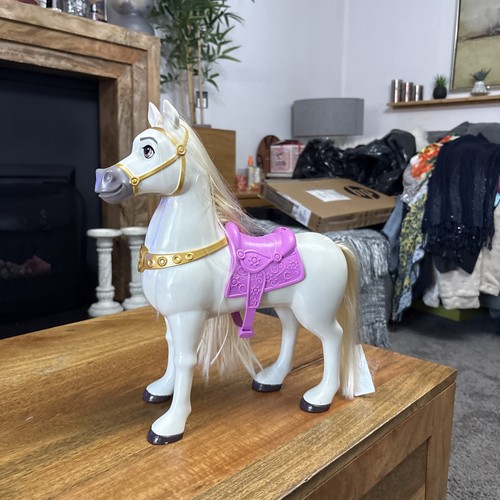 Maximus large horse - maximus,