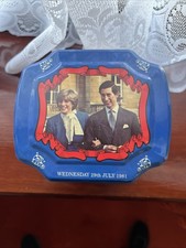 ROYAL MEMORABILIA Tea Caddy