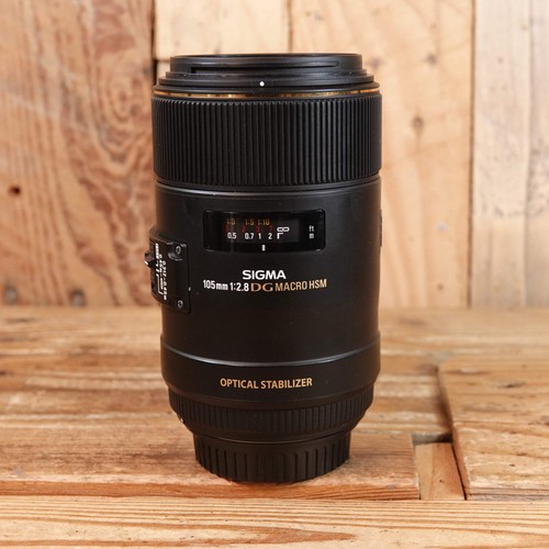 Used sigma 105mm 8 - sigma, af