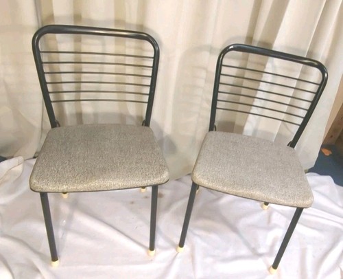 Vtg folding chairs - folding, black
