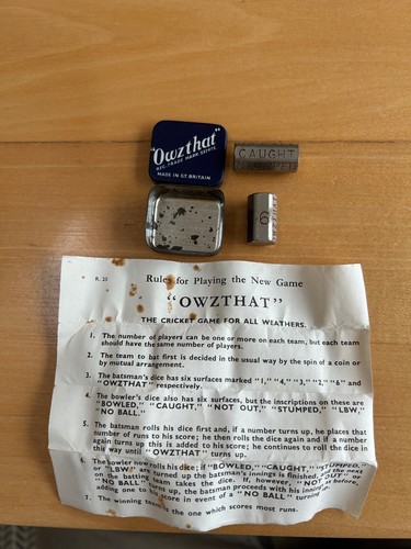 Vintage owzthat cricket dice - cricket,