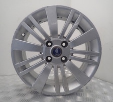 FIAT GRANDE PUNTO 15" SILVER ALLOY WHEEL RIM  51776856 (B-9)