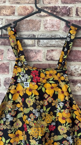 Lucy yak autumnal flower - lucy,