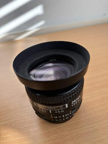 Nikon 24mm af d - f/2.8,