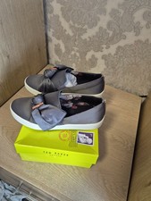 ted baker deyor satin knotted bow shoes