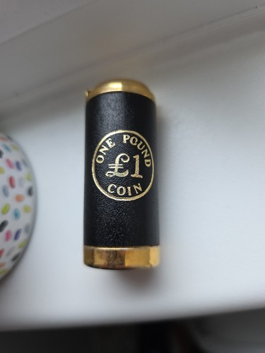Vintage one pound - pound, holder