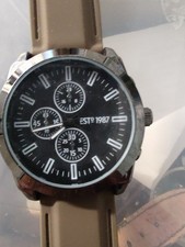 Cotton Traders Mens Watch Never Used great condition large face nice no box