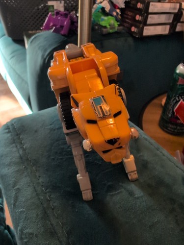 Power ranger sabertooth tiger - power,