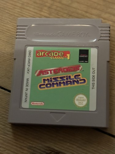 Arcade classic asteroids - arcade, no