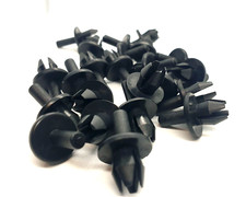 30x Bumper Expanding Rivet