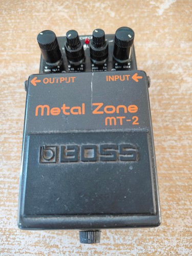 Boss metal zone - ‘metal,