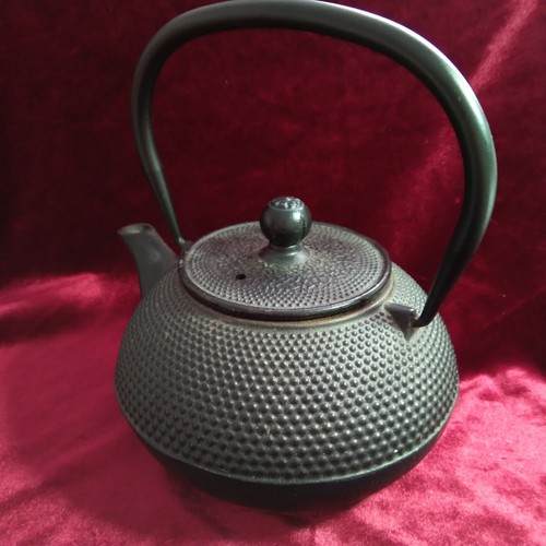Heavy japanese style cast iron - heavy,