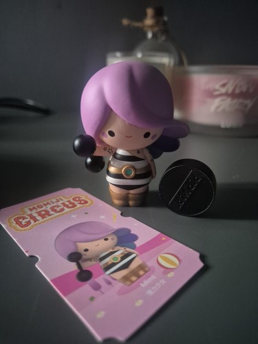Momiji popmart mimi figure - momiji,