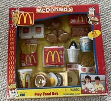 2001 McDonald's 22 Pc play Set