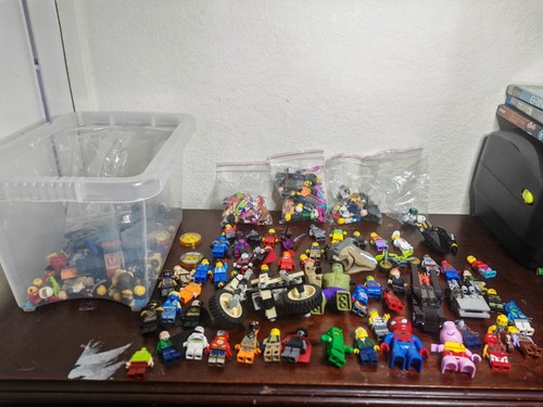 Huge lego minifigure lot - huge,