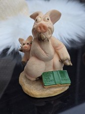 PIGGIN SCARED PIG ORNAMENT FIGURINE ~ Fun Pig Lover ~ Pig Collectible