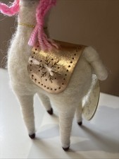 Felt Da La La Llama Pink