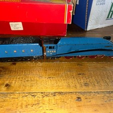 Hornby 00 Gauge 4-6-2 Mallard
