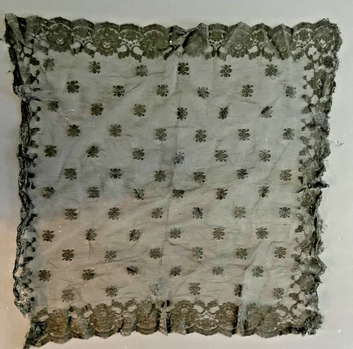 Vintage black lace mantilla - vintage,