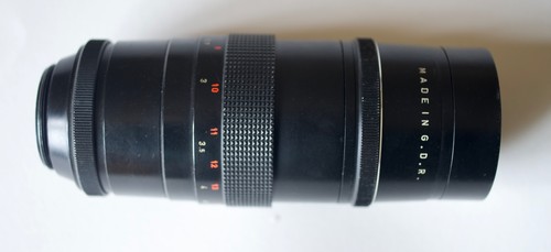 Pentacon 200 telephoto lens - 4/200,