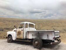 1950 Chevy  3100 Pickup.               Junker Model Car    AMT 1/25 Scale