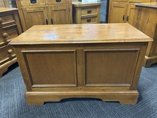 WILLIS & GAMBIER SOLID WOOD