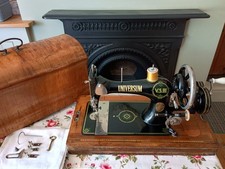 Vintage Hand Crank Sewing
