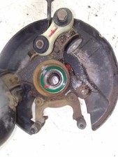 4Z7535B rear right wheel hub