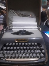 Diplomat Typewriter Made in