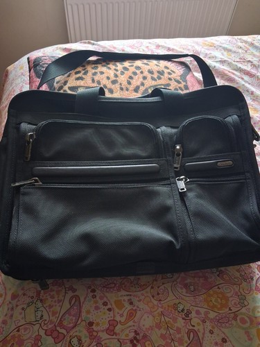 Tumi excellent condition - tumi,