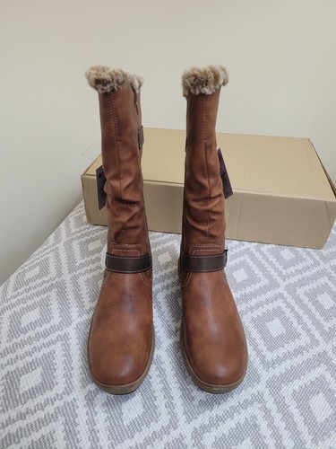 Bnib womens pavers adjustable - womens,