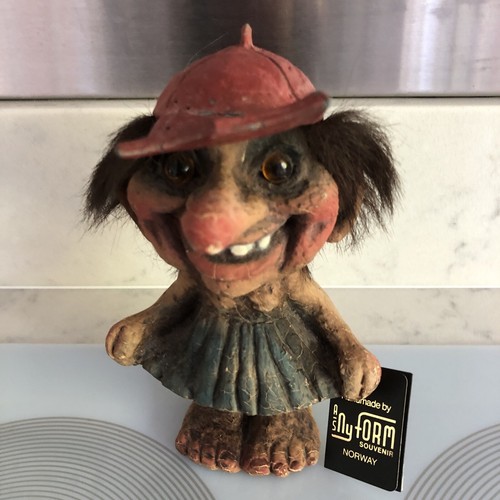 Nyform troll with tags - troll, girl