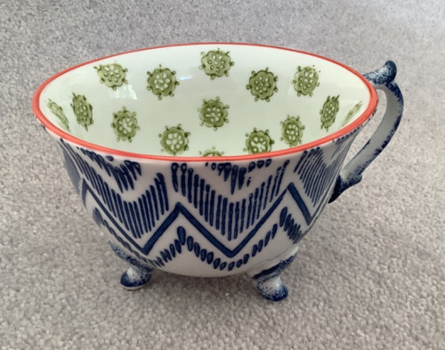 Joyye three footed ceramic - footed,
