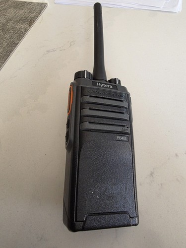 Hytera pd405 digital vhf - hytera,