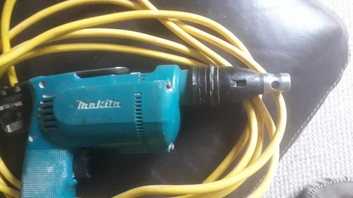 Makita screw gun - makita,