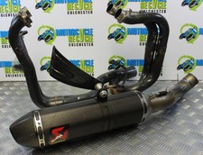 Aprilia RSV4 Factory Akrapovic
