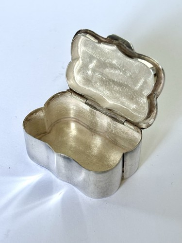 Vintage silver wavy edged pill - vintage,
