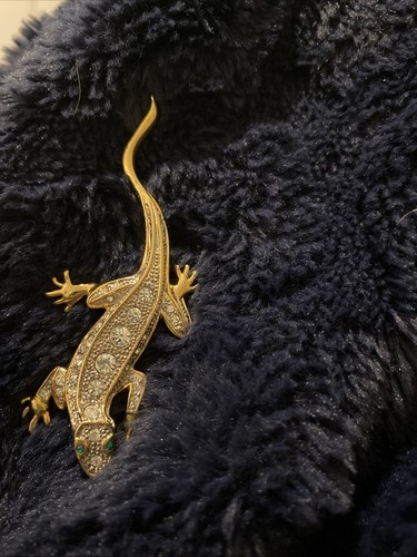 Stunning lizard brooch gold - lizard,