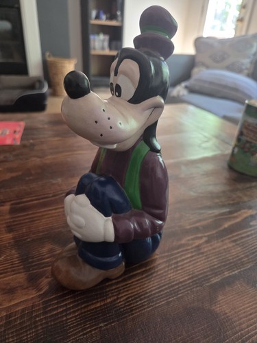 Vintage disney goofy garden - vintage,